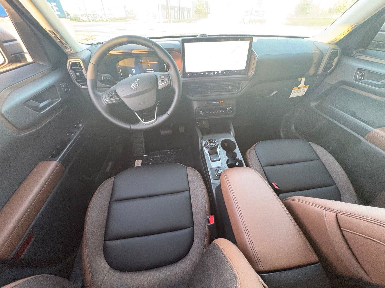 New 2026 Ford Bronco Sport Outer Banks w/ Outer Banks Tech Package+ AWD/4WD image 11