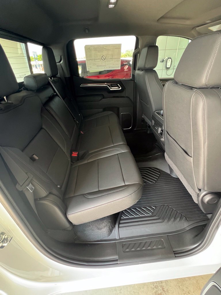 New 2026 Chevrolet Silverado 1500 RST AWD/4WD image 14