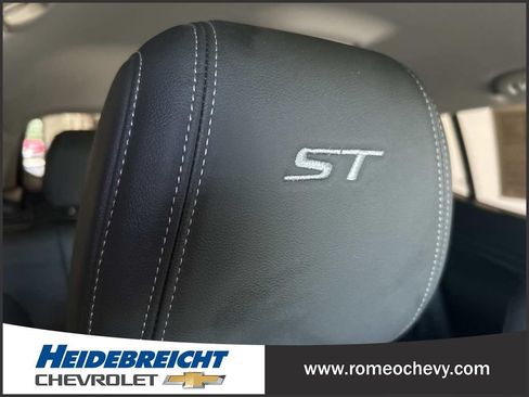 Used 2024 Buick Encore GX Sport Touring w/ Comfort Package AWD/4WD image 37