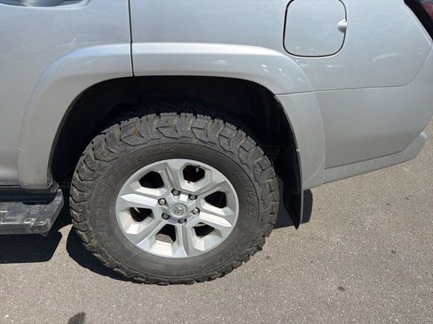 Used 2016 Toyota 4Runner SR5 Premium AWD/4WD image 14