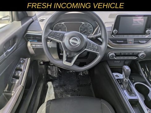 Used 2023 Nissan Altima 2.5 SV image 13