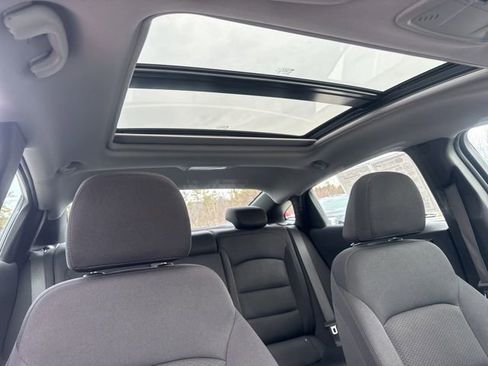 Used 2024 Chevrolet Malibu LT image 35