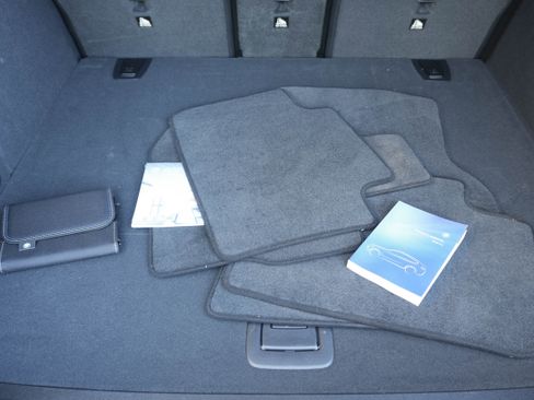 Certified 2025 BMW X4 xDrive30i image 32