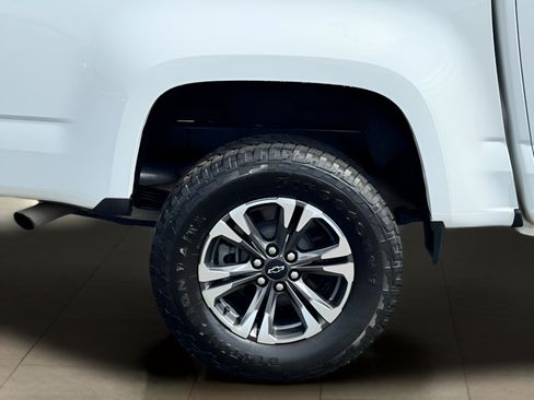 Used 2022 Chevrolet Colorado Z71 AWD/4WD image 41