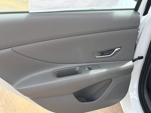 New 2026 Hyundai Elantra Sport FWD image 22