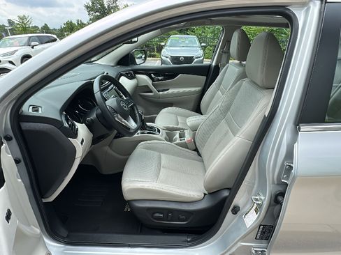 Used 2021 Nissan Rogue Sport SL w/ Premium Package AWD/4WD image 13