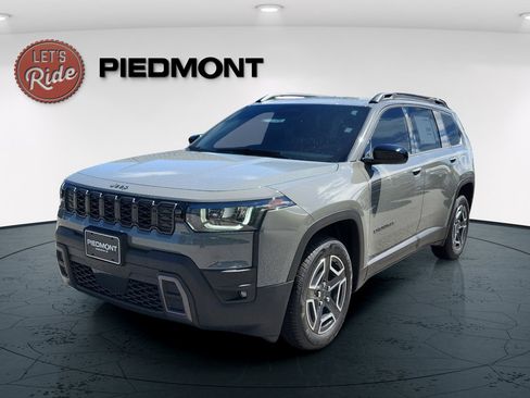 New 2026 Jeep Cherokee Laredo AWD/4WD image 1