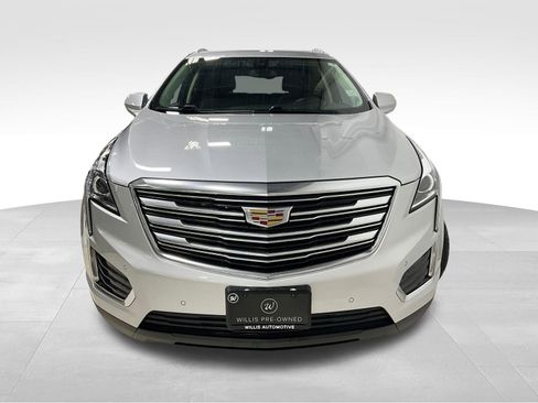 Used 2019 Cadillac XT5 Luxury AWD/4WD image 3