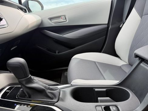 Used 2023 Toyota Corolla LE FWD image 26
