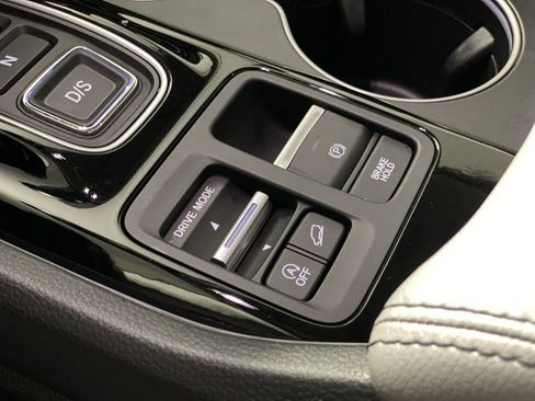 Used 2025 Honda Pilot Touring image 43