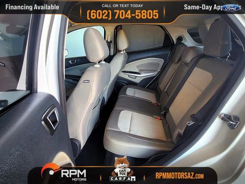 Used 2019 Ford EcoSport SE w/ SE Convenience Package image 9