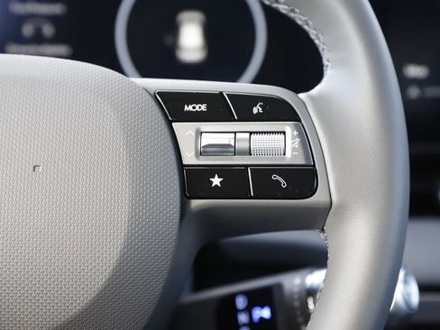 New 2026 Hyundai Ioniq 5 SEL image 19