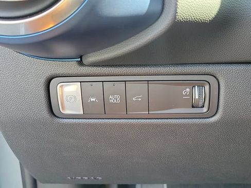 Used 2024 Chevrolet Equinox EV LT w/ LPO, Trailering Package FWD image 27
