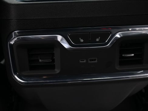 New 2026 Chevrolet Silverado 2500 High Country w/ High Country Premium Package AWD/4WD image 31