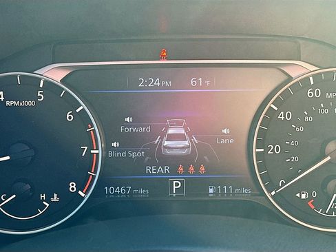 Used 2024 Nissan Altima 2.5 SR w/ SR Premium Package image 16