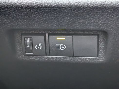 Used 2023 Toyota RAV4 LE image 21