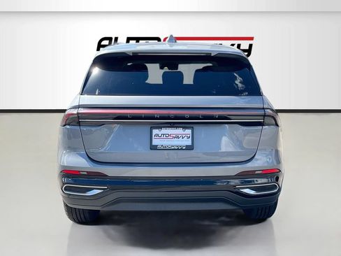 Used 2025 Lincoln Nautilus Premier w/ Equipment Group 102A AWD/4WD image 6