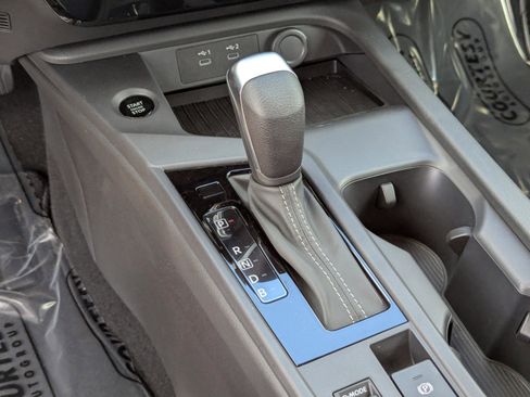 New 2026 Nissan Sentra SV w/ Floor Mat Package FWD image 25
