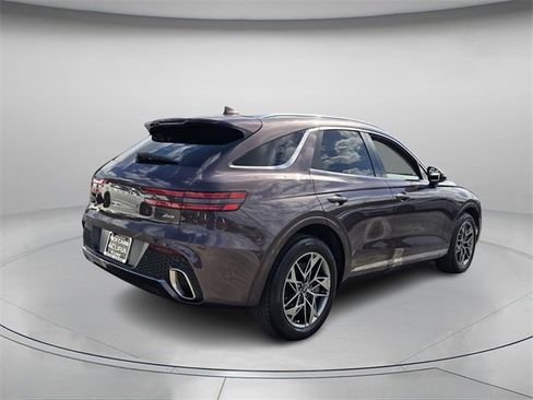 Used 2023 Genesis GV70 2.5T w/ Select Package image 8