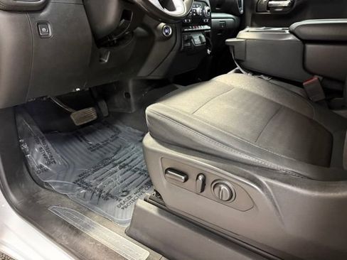 Used 2019 GMC Sierra 1500 SLE w/ SLE Convenience Package AWD/4WD image 10