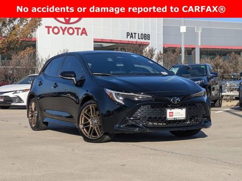 Certified 2024 Toyota Corolla SE image 2