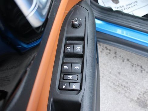 Used 2024 Jeep Compass Limited image 11