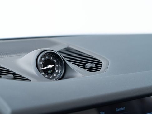 New 2026 Porsche Cayenne image 25