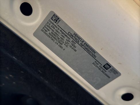 Certified 2022 Chevrolet Silverado 1500 High Country w/ Technology Package image 41