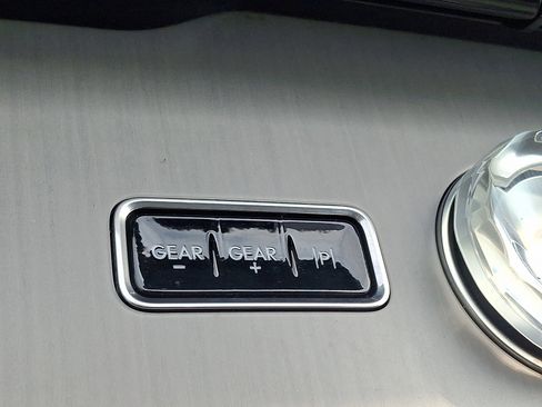 Certified 2025 Lincoln Navigator Reserve AWD/4WD image 22