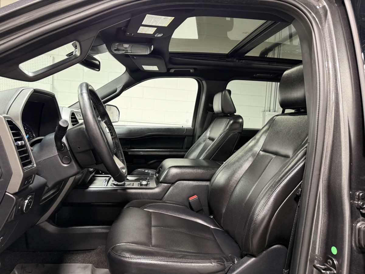 Used 2021 Ford Expedition XLT AWD/4WD image 16