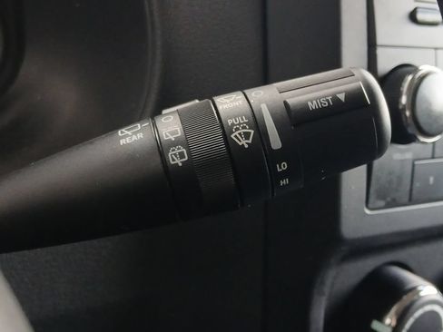 Used 2017 Jeep Patriot Sport w/ Power Value Group AWD/4WD image 9