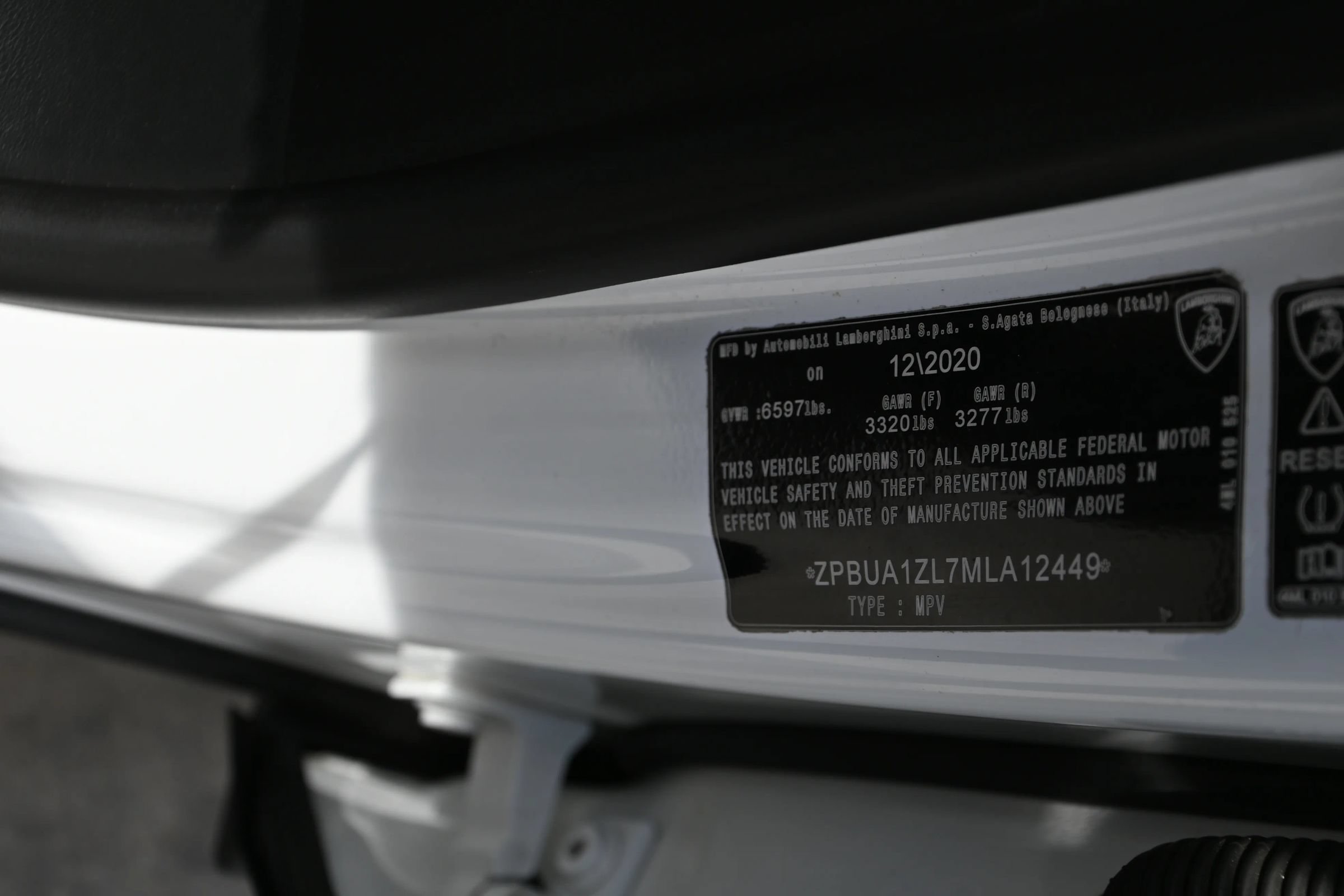 Used 2021 Lamborghini Urus AWD/4WD image 18