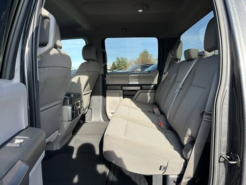 Used 2019 Ford F250 XLT w/ XLT Premium Package image 13