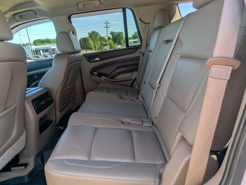 Used 2015 Chevrolet Tahoe LT RWD image 11