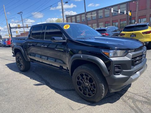 Used 2026 Chevrolet Colorado Trail Boss AWD/4WD image 9