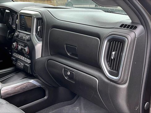 Used 2021 Chevrolet Silverado 2500 LTZ w/ LTZ Premium Package AWD/4WD image 16