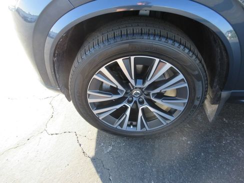 Used 2022 Volvo XC90 T6 Momentum w/ Advanced Package AWD/4WD image 15
