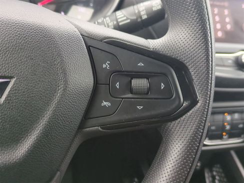 Used 2022 Chevrolet TrailBlazer LT image 23