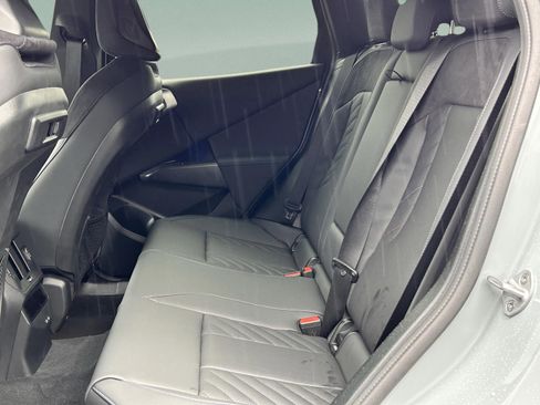 Used 2026 BMW X3 xDrive30 w/ Premium Package image 18