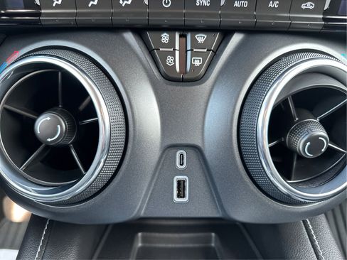 Certified 2023 Chevrolet Blazer LT w/ Convenience Package image 16