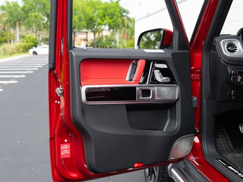 Used 2024 Mercedes-Benz G 63 AMG 4MATIC image 33