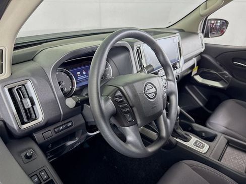 New 2026 Nissan Frontier SV w/ Tow Package AWD/4WD image 9