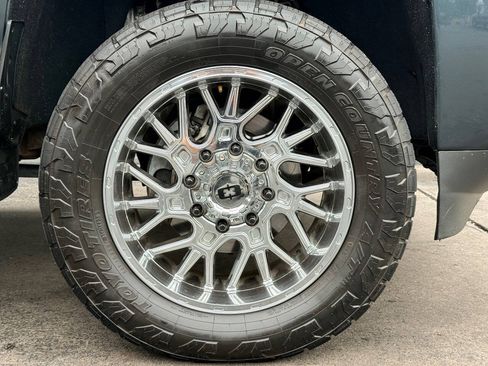 Used 2018 Chevrolet Silverado 2500 High Country w/ Duramax Plus Package AWD/4WD image 14