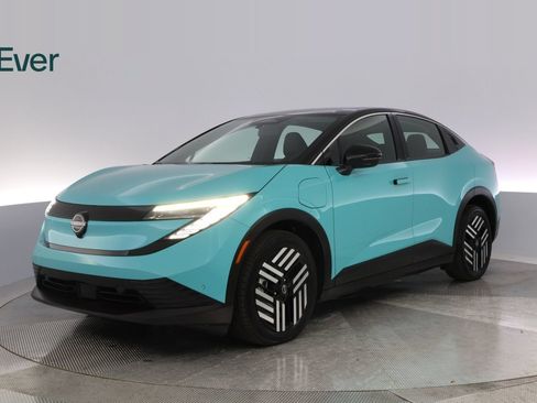 Used 2026 Nissan Leaf SV+ FWD image 2