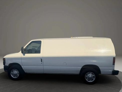 Used 2008 Ford E-350 and Econoline 350 Super Duty RWD image 5