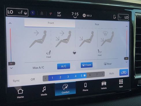 Used 2025 Chrysler Pacifica Select FWD image 13