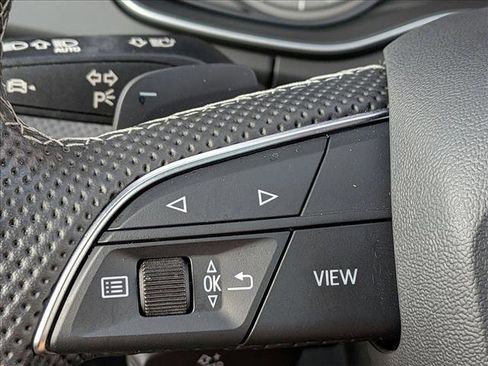 Used 2022 Audi SQ5 Premium image 16