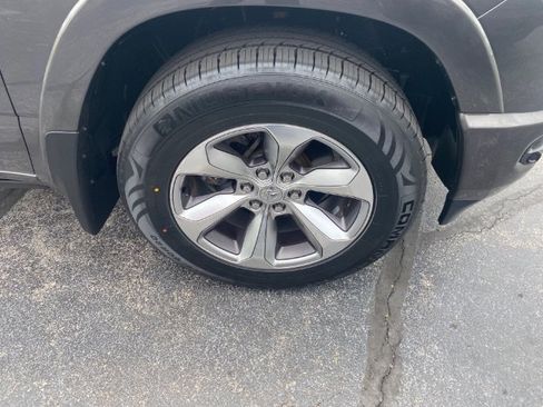 Used 2019 RAM 1500 Limited w/ Advanced Safety Group AWD/4WD image 25