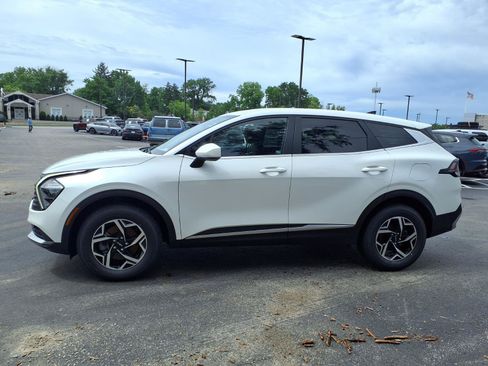 Used 2023 Kia Sportage LX AWD/4WD image 25