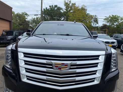 Used 2016 Cadillac Escalade ESV Platinum image 15